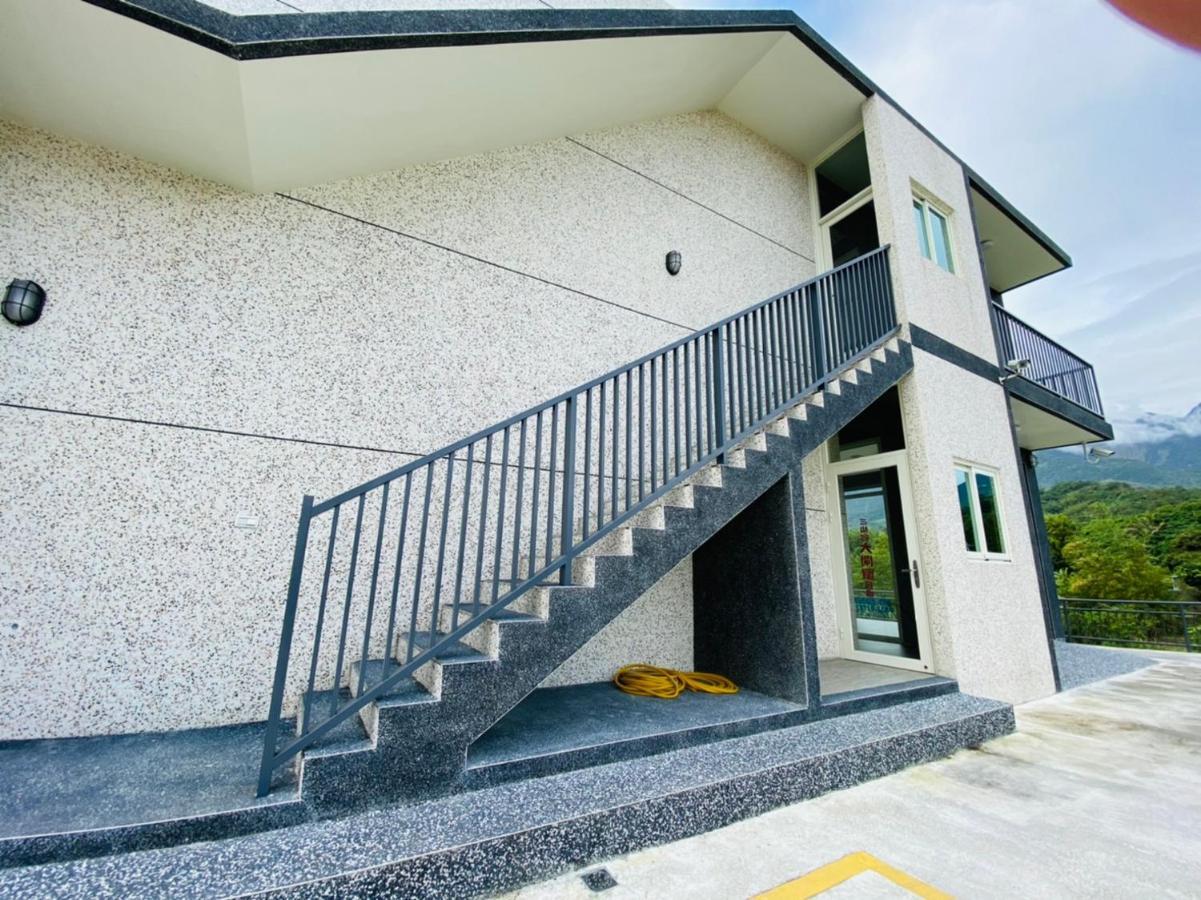 Taitung Crabs House Apartment Chenggong Exterior photo